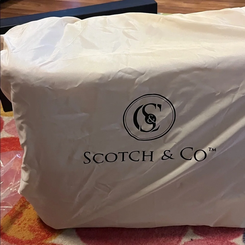 Scotch & Co by Anastasia luxury dog tote new in box